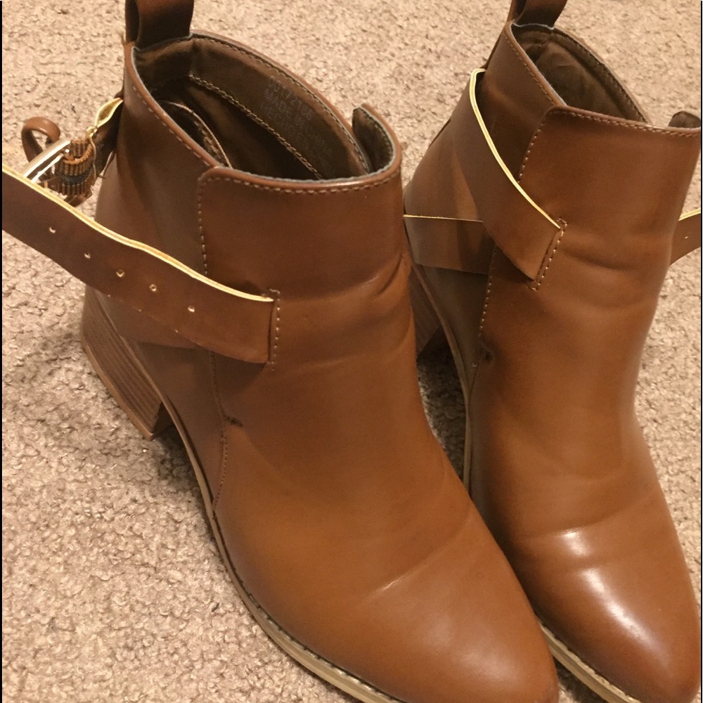 Brown ankle boots